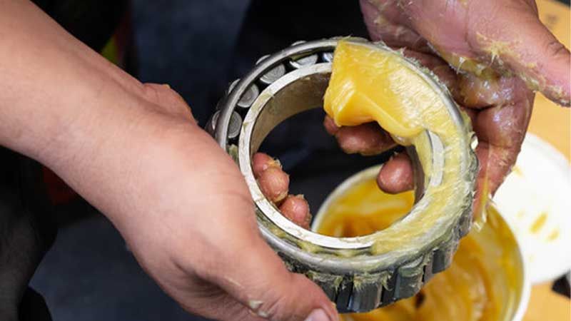 润滑脂加注质量检查：加注后运行测试与润滑效果评估方法